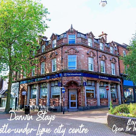 Darwin Stays - Service Accommodation In Newcastle Under Lyme City Centre Экстерьер фото