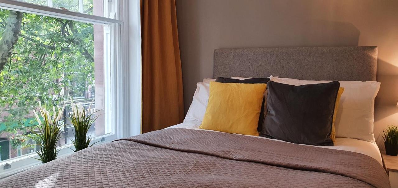 Darwin Stays - Service Accommodation In Newcastle Under Lyme City Centre Экстерьер фото